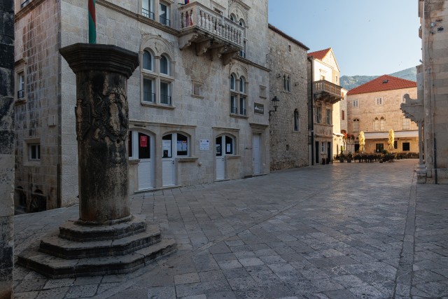 Keskaegne perekonnapalee, Gabrielise palee, kus asub Korcula linnamuuseum, Horvaatia