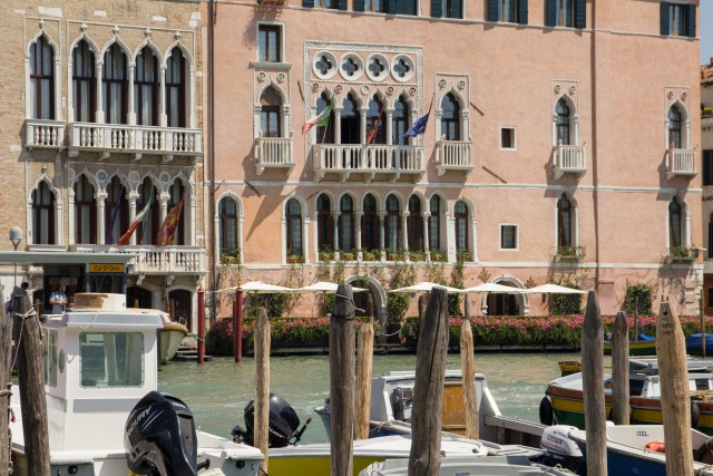 Panoraamvaade Pesaro Palace hotellile Veneetsias