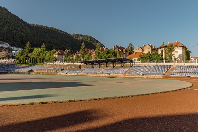 Brasovi linna staadion, Rumeenias