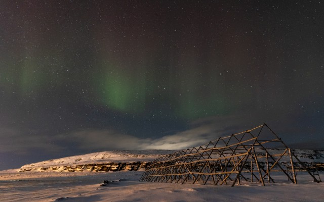 Virmalised öises Varangeri taevas, Norra
