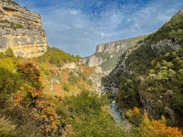 Verdoni jõgi voolamas läbi hingematva Vikose kuristiku Lõuna-Prantsusmaal