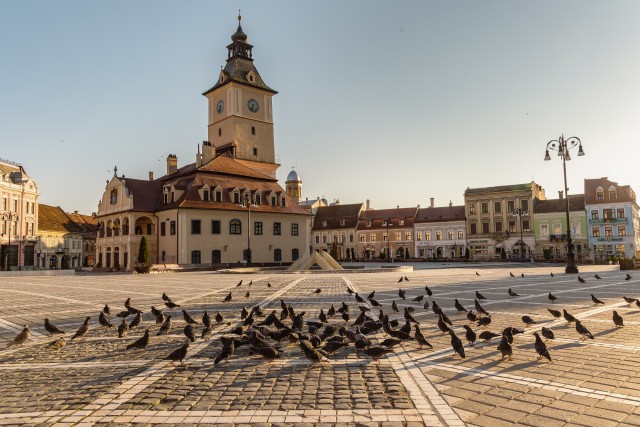 Nõukoguhoone, kus asub muuseum, Brasov, Rumeenia