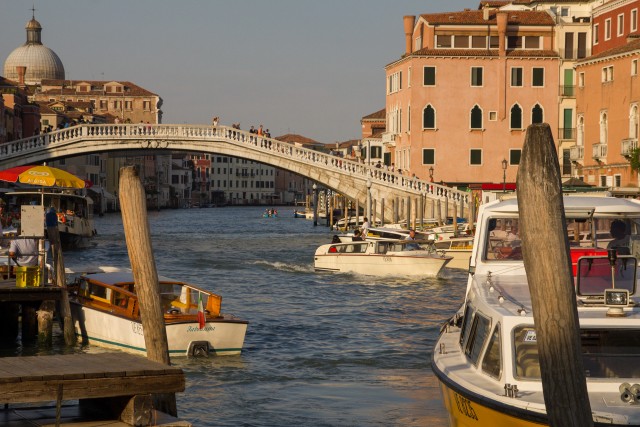 Paadiliiklus Suurel kanalil Veneetsias, Itaalia