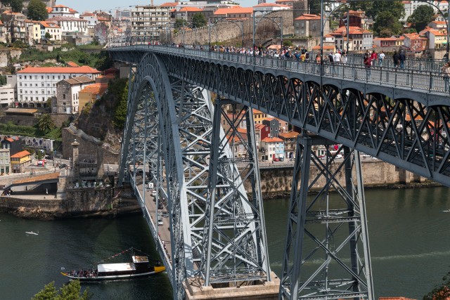 Luis I sild üle Douro jõe Porto linnas, Portugalis